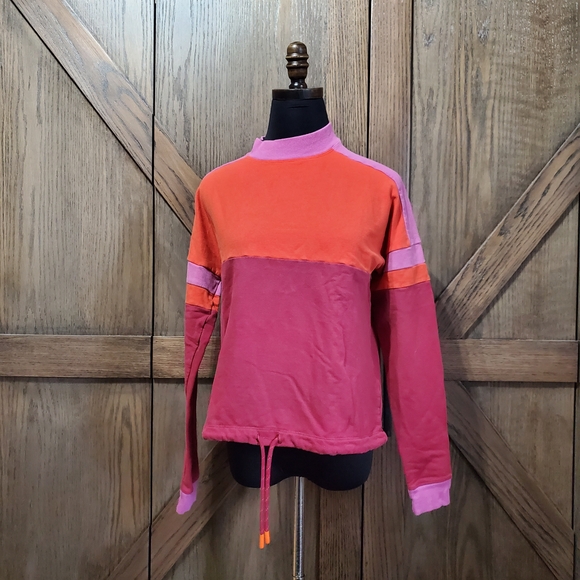 cotopaxi Tops - LAST CHANCE Cotopaxi Color-Block Crew Neck Sweatshirt